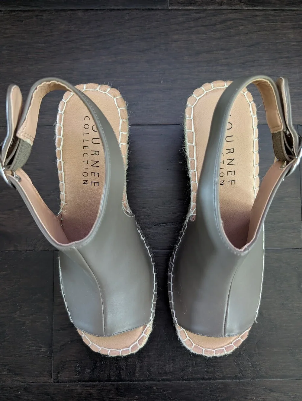 Journee Collection size wide